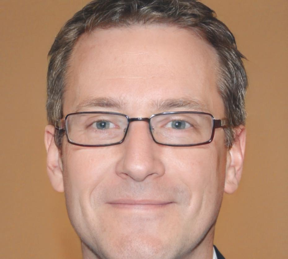 Aurelio Mendizábal, Consultor Senior de Adaptación Empresarial